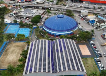 Cotia amplia investimento em energia limpa e inaugura mais quatro usinas solares