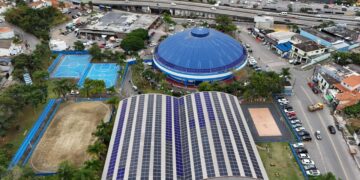 Cotia amplia investimento em energia limpa e inaugura mais quatro usinas solares