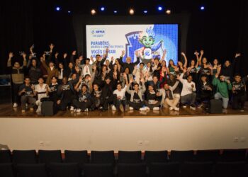 Prefeitura homenageia atletas de Cotia após campanha nos Jogos Regionais
