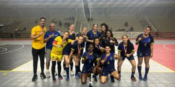 Cotia se despede dos Jogos Regionais com pódio no Futsal, Karatê e Atletismo