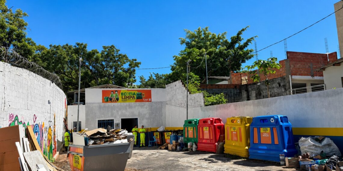 Cada morador pode descartar até 50 kg de recicláveis por dia no EcoCotia Limpa