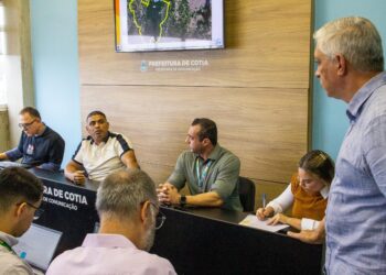 Prefeitura e Sabesp alinham ações para agilizar recuperação de ruas após obras da companhia