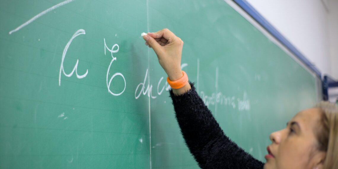 Projeto “Entre Nós” oferece acolhimento socioemocional a professores da rede municipal de Cotia