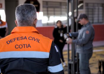 Defesa Civil de Cotia está em alerta para tempestades e ventos fortes