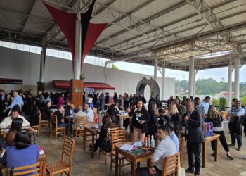 Cotia Impacta Negócios reúne mais de 200 participantes em encontro empresarial