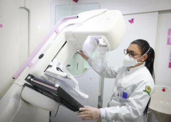Outubro Rosa começa em setembro em Cotia com exames e ações de prevenção