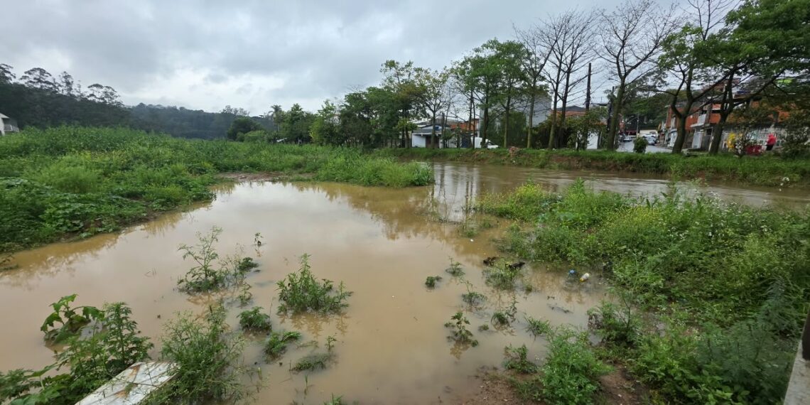 Cotia registra maior volume acumulado de chuva do Estado de São Paulo