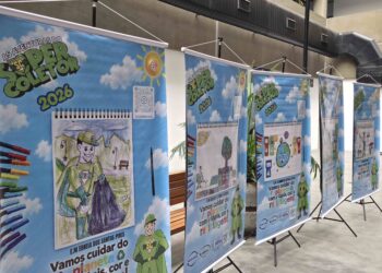 Super Coletor transforma educação ambiental em arte nas escolas de Cotia