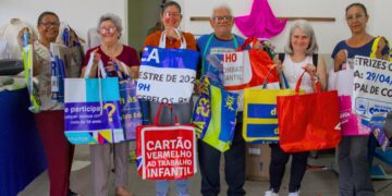 Sustentabilidade e empreendedorismo: oficina de costura transforma lonas publicitárias em sacolas
